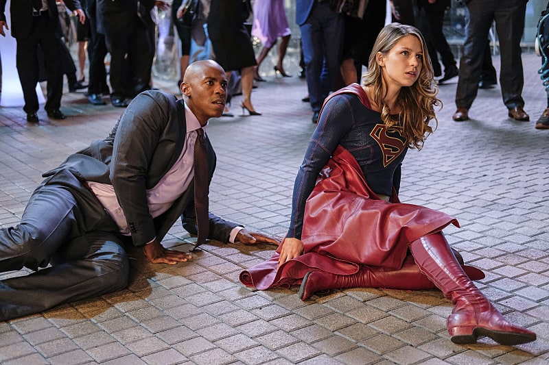 Supergirl -- "Crossfire" -- Image SPG205a_0147 -- Pictured (L-R): Mehcad Brooks as James Olsen and Melissa Benoist as Kara/Supergirl -- Photo: Robert Falconer /The CW -- ÃƒÂ‚Ã‚Â© 2016 The CW Network, LLC. All Rights Reserved
