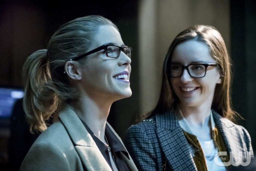 Arrow -- "Checkmate" -- Image AR516b_0032b.jpg -- Pictured (L-R): Emily Bett Rickards as Felicity Smoak and Kacey Rohl as Alena -- Photo: Katie Yu/The CW -- ÃƒÂ‚Ã‚Â© 2017 The CW Network, LLC. All Rights Reserved.
